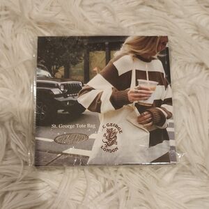 Brandy Melville 25 Piece CARDS